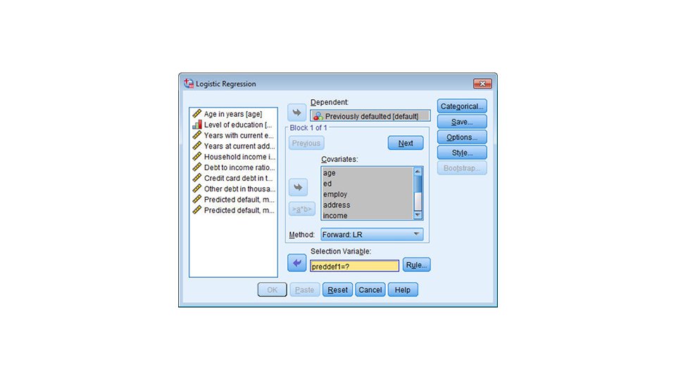 diffeernce between stata and spss code